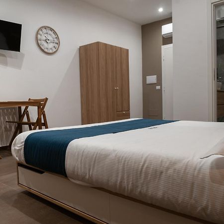 Suite 18 Luxury Apartments Bari Exterior foto