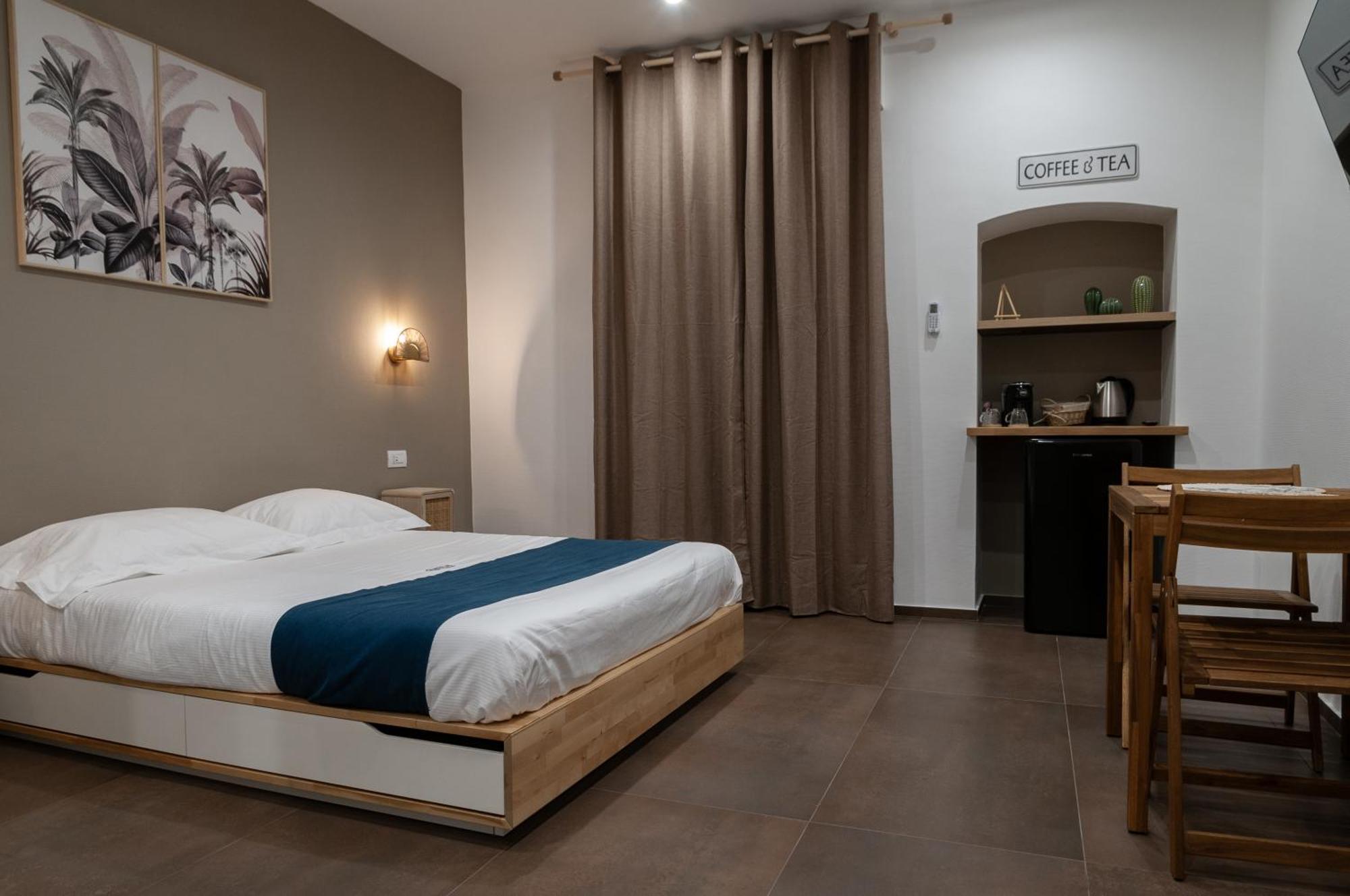 Suite 18 Luxury Apartments Bari Exterior foto